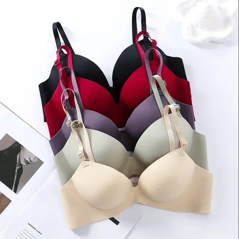 Seamless Push-Up Bralette – Wire-Free 3/4 Cup Everyday Lingerie