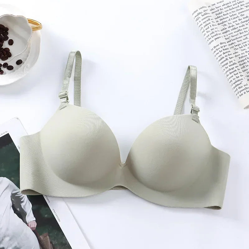 Seamless Push-Up Bralette – Wire-Free 3/4 Cup Everyday Lingerie