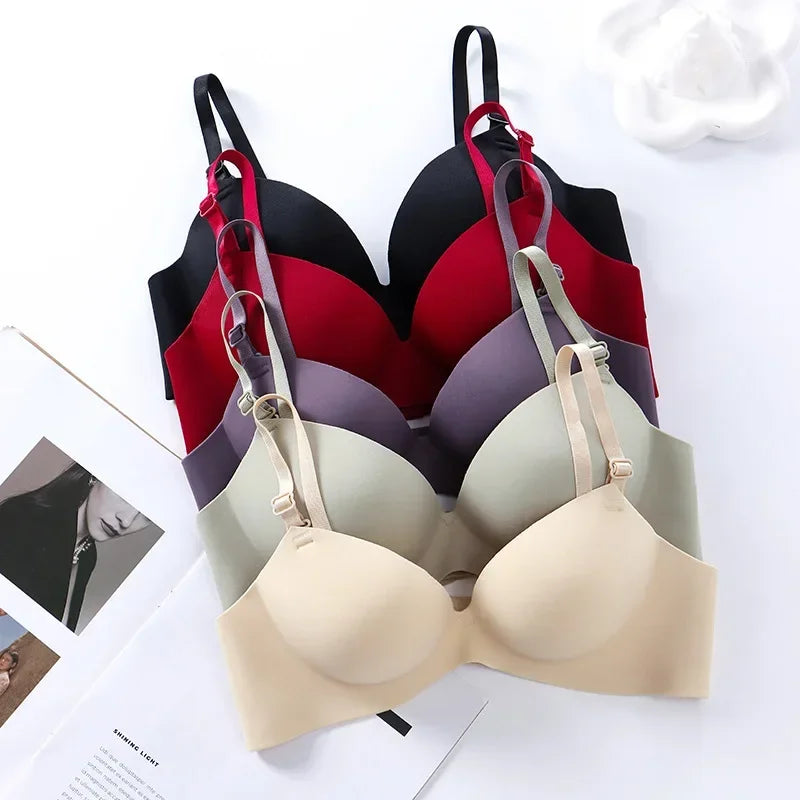 Seamless Push-Up Bralette – Wire-Free 3/4 Cup Everyday Lingerie